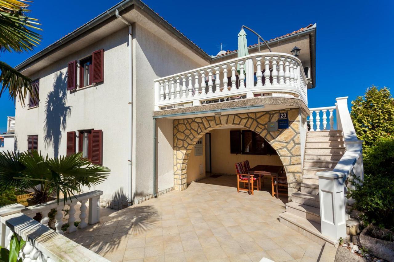 Apartman Marija Njivice Exterior foto
